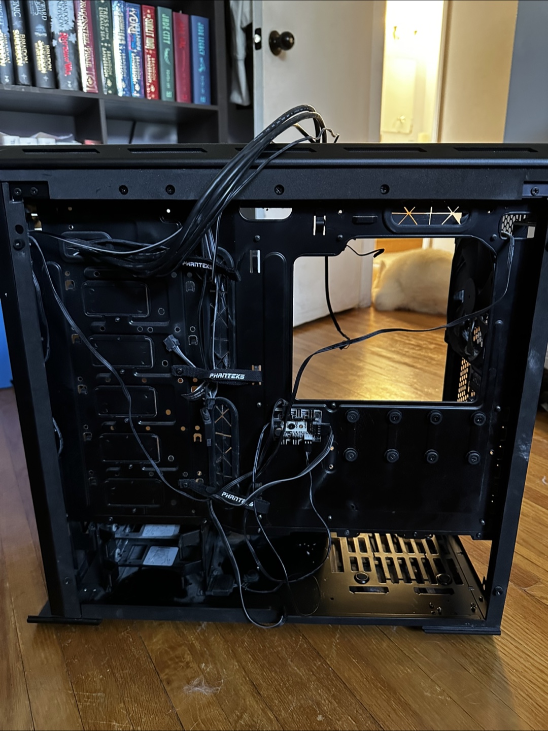 Phanteks Evolv ATX PC Case