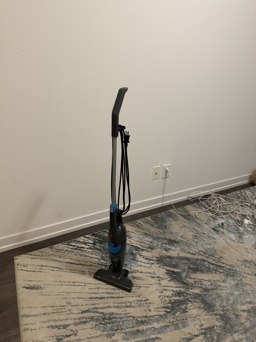 Bissell Pet Hair Eraser Lithium Ion Cordless Vacuum - photo 2