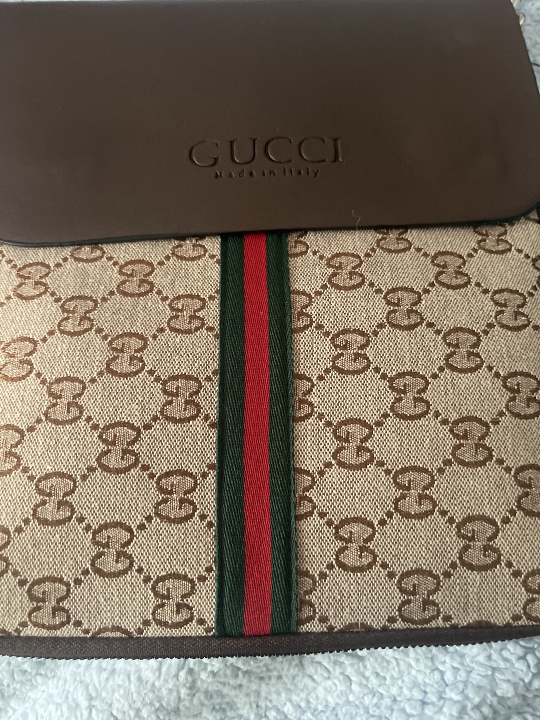 Gucci GG Supreme Crossbody Bag