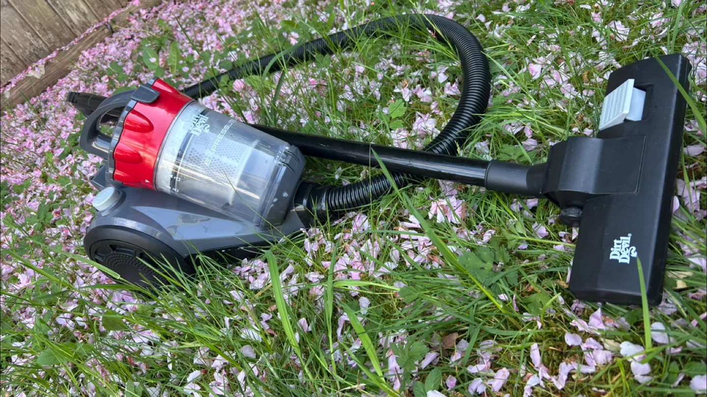 Dirt Devil ExpressLite Canister Vacuum image indicator(5)