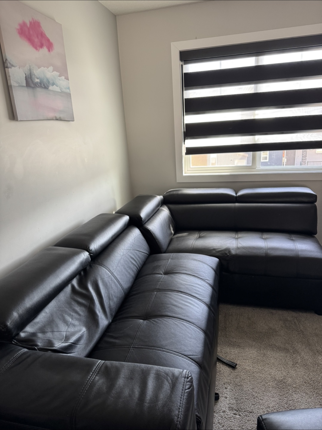 Black Leather L-Shaped Sectional Sofa with Ottoman - photo 2