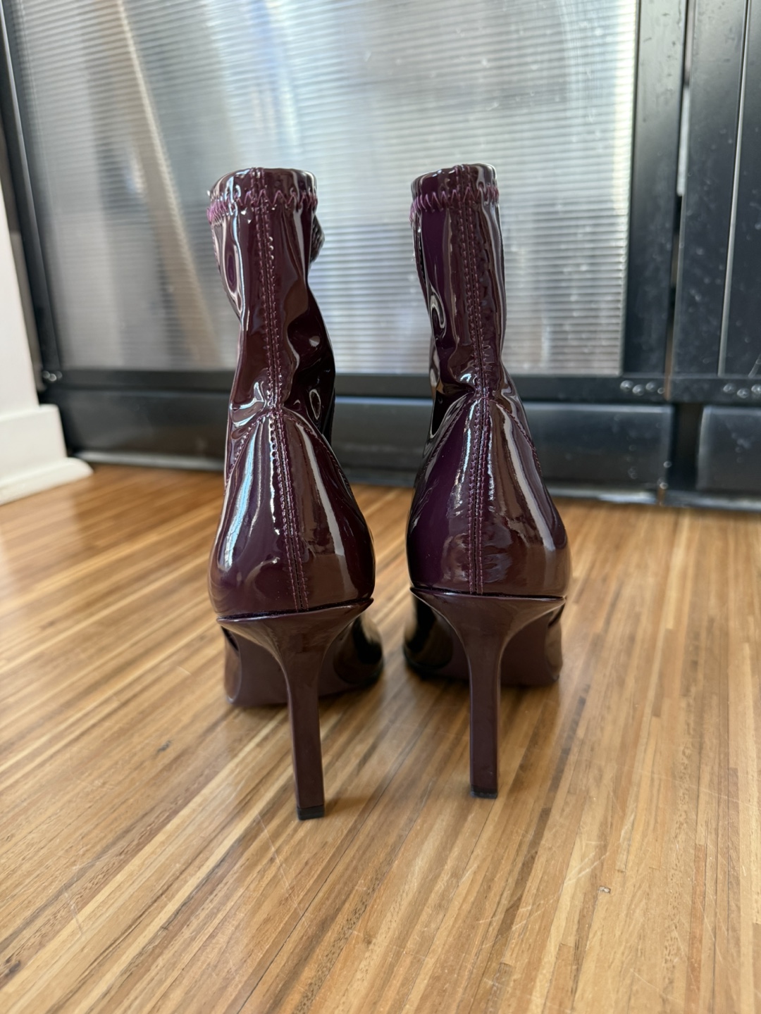Zara faux patent burgundy boots - photo 4