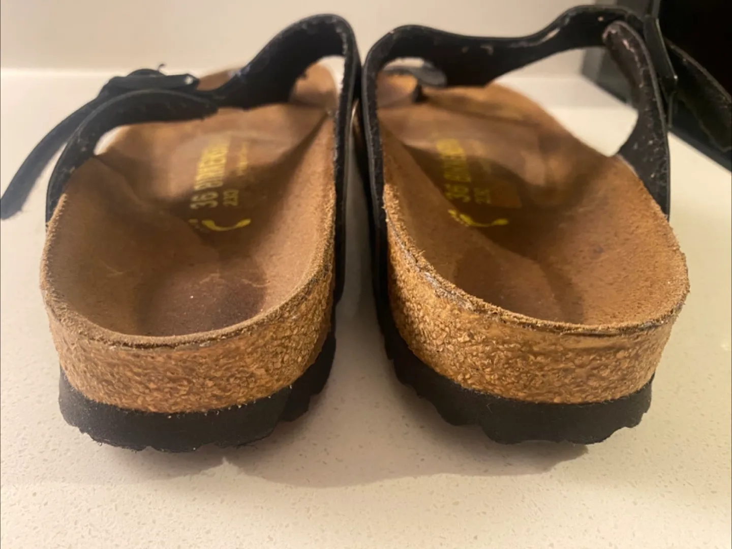 Kids Black Birkenstock Sandals - Size 5/5.5 image indicator(3)