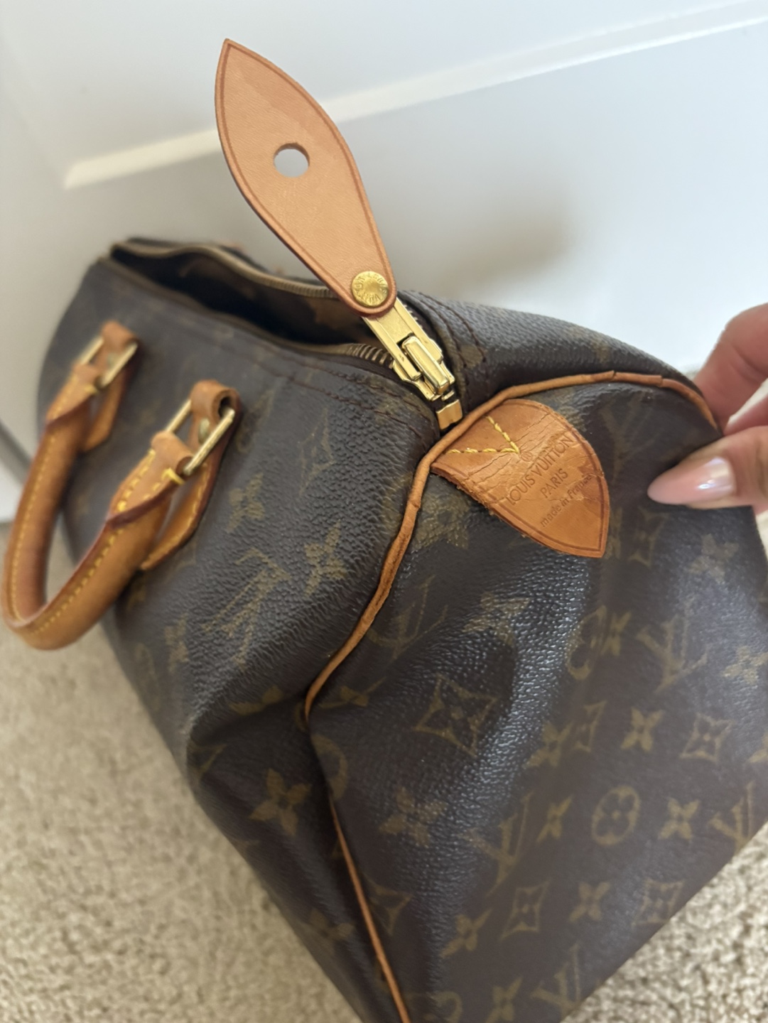 Authentic Louis Vuitton Speedy 30 Monogram Handbag - photo 3