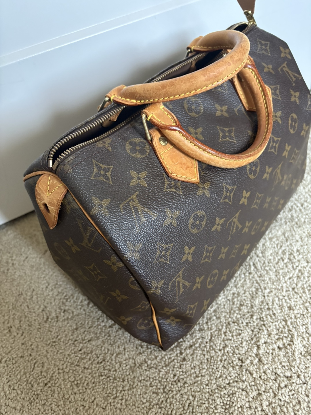 Authentic Louis Vuitton Speedy 30 Monogram Handbag - photo 2