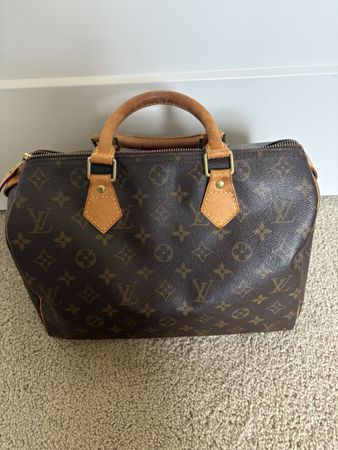 Authentic Louis Vuitton Speedy 30 Monogram Handbag