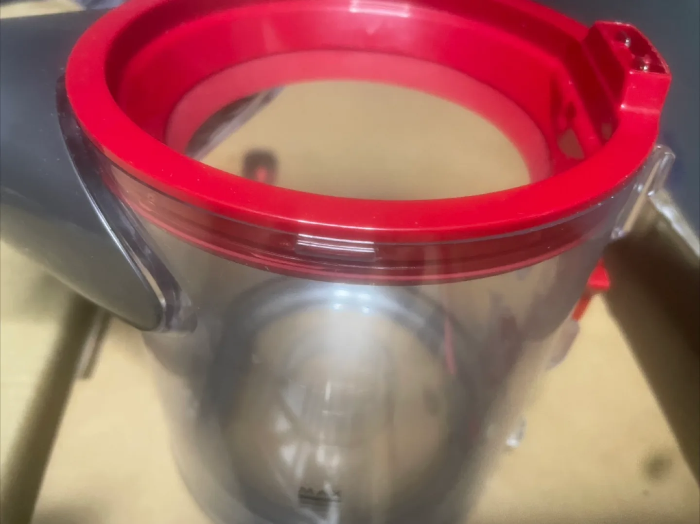 💛 Dyson V8 Fluffy Extra Cleaning Head image indicator(5)