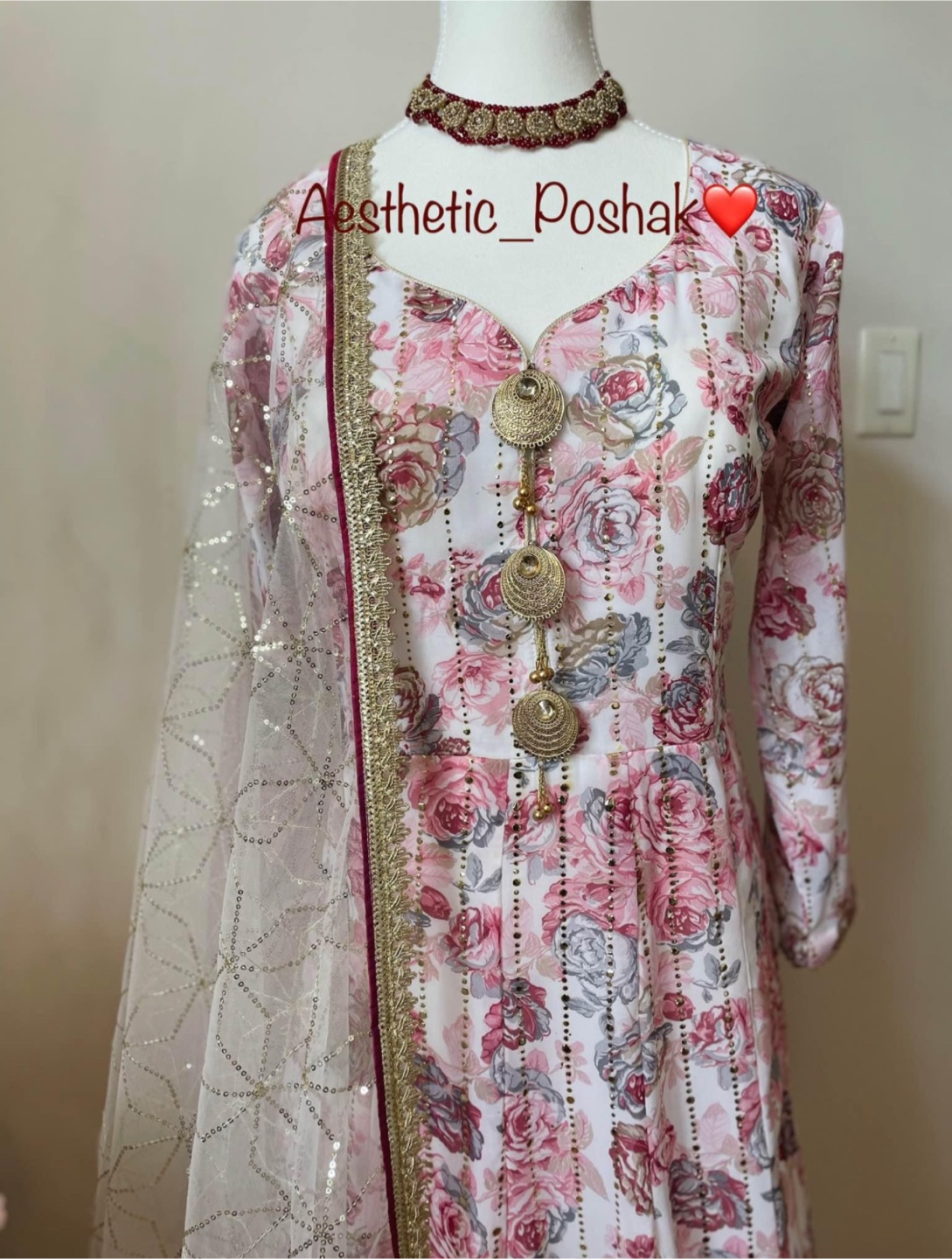 Gorgeous Floral full length Anarkali Suit with Dupatta - photo 3