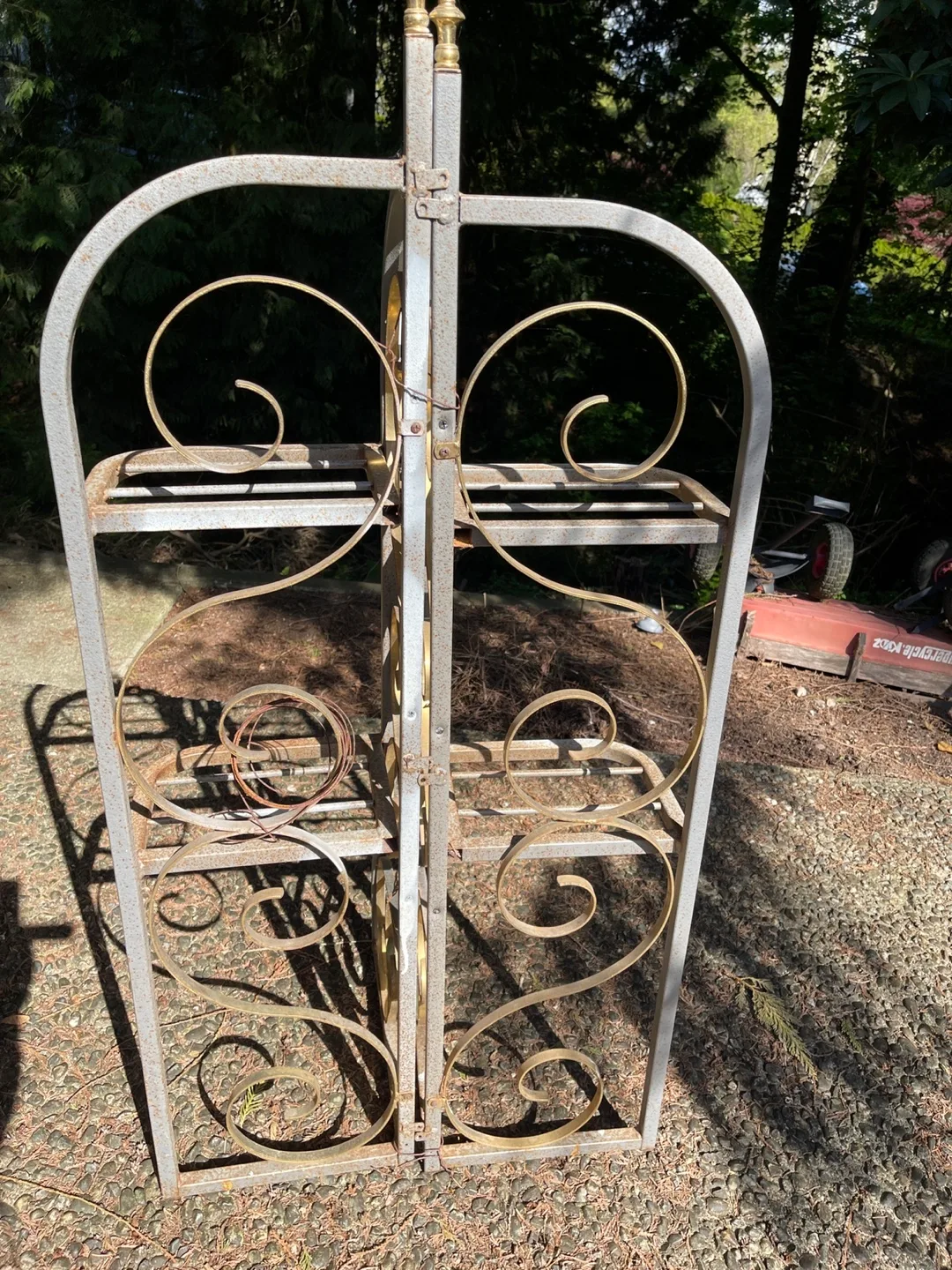 Two Metal Plant Stands image indicator(4)