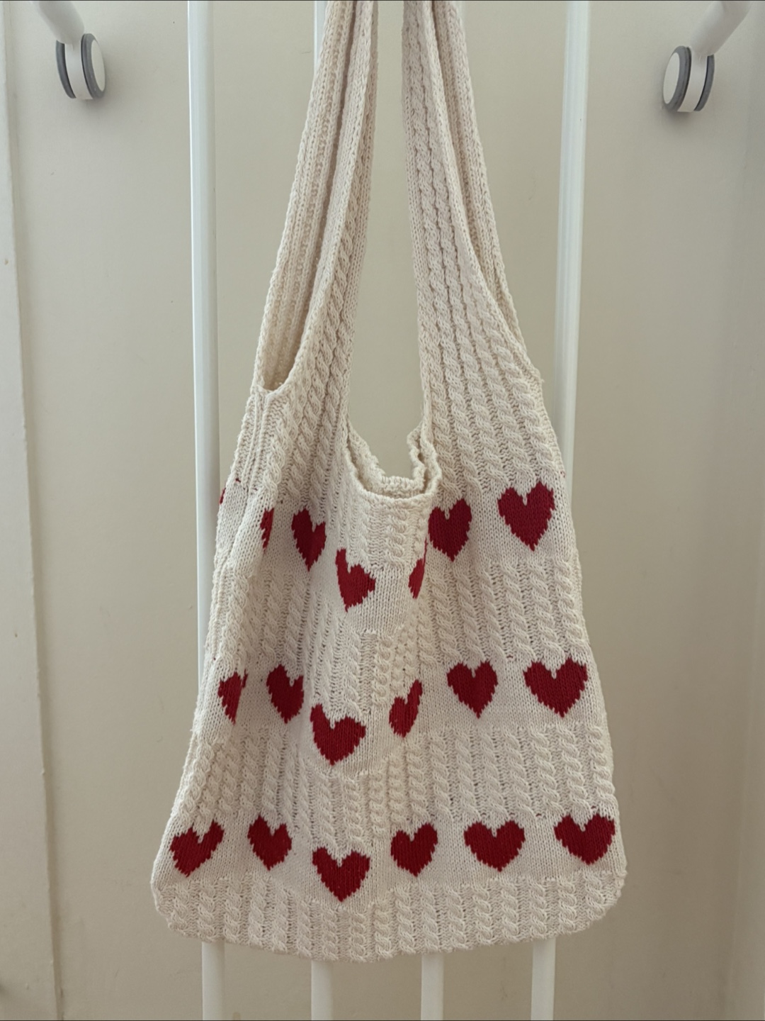 Cream Cable Knit Bag with Red Hearts
