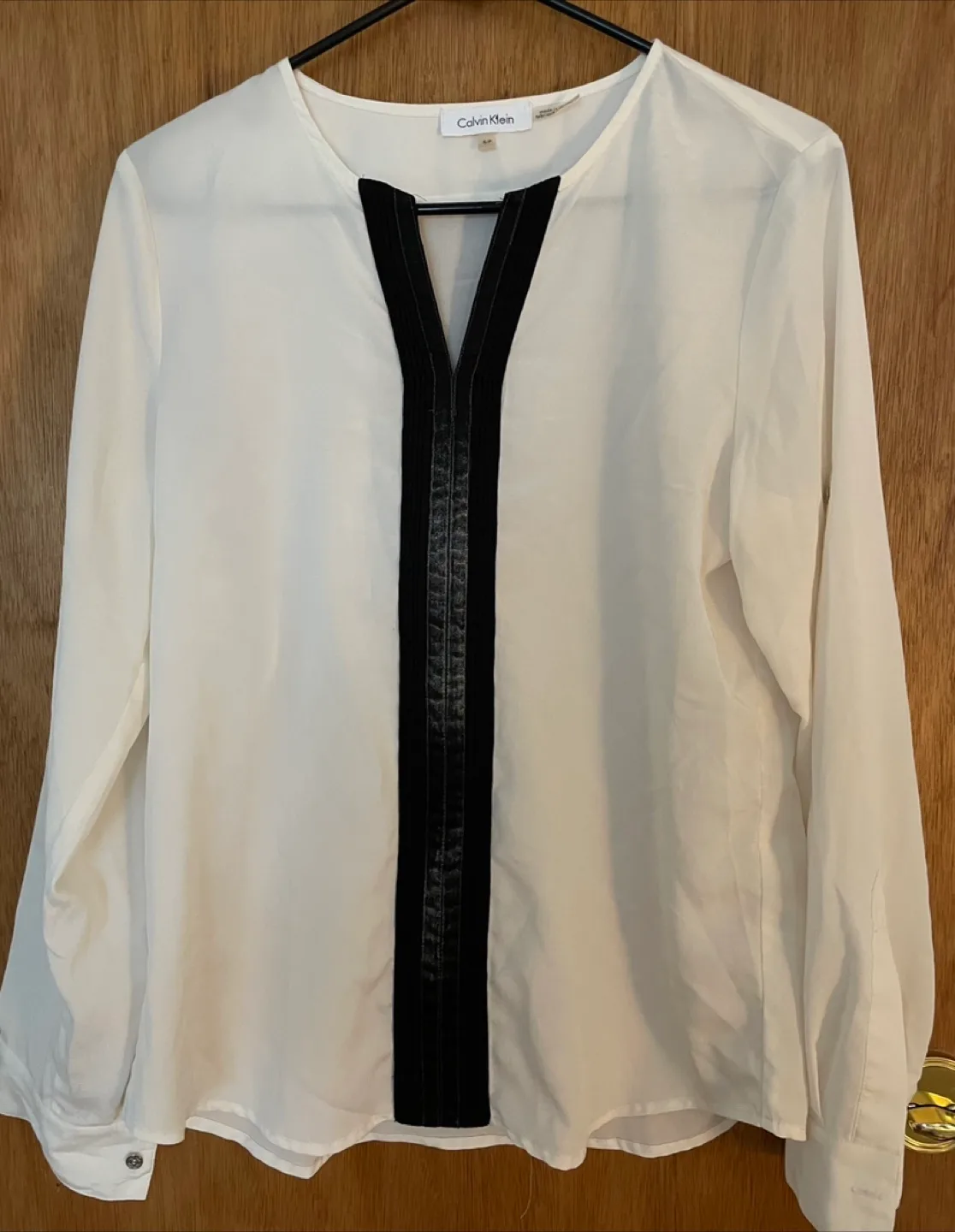 Women’s Calvin Klein Top/Blouse thumbnail