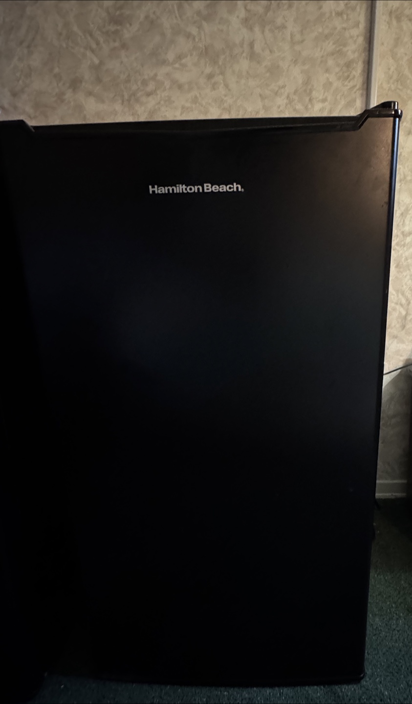 Hamilton Beach Mini Fridge