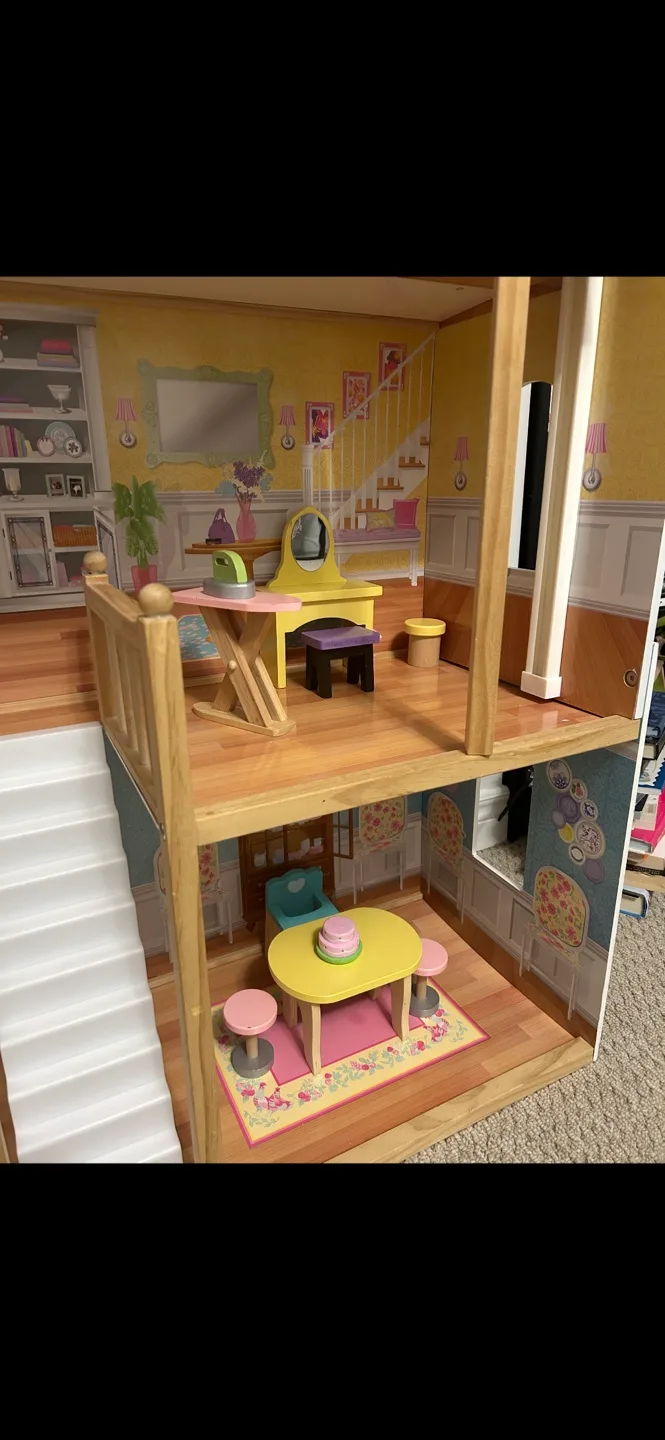 Kid Kraft Dollhouse + Accesories image indicator(4)
