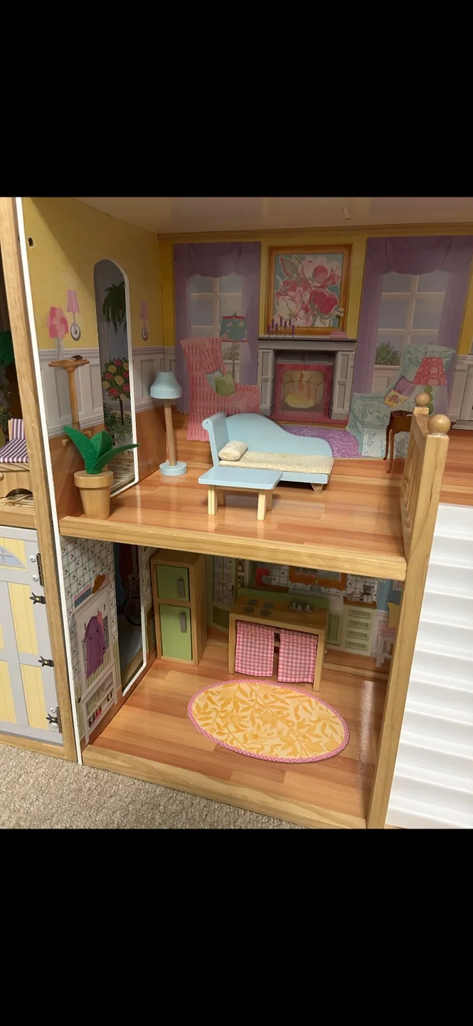Kid Kraft Dollhouse + Accesories image indicator(3)