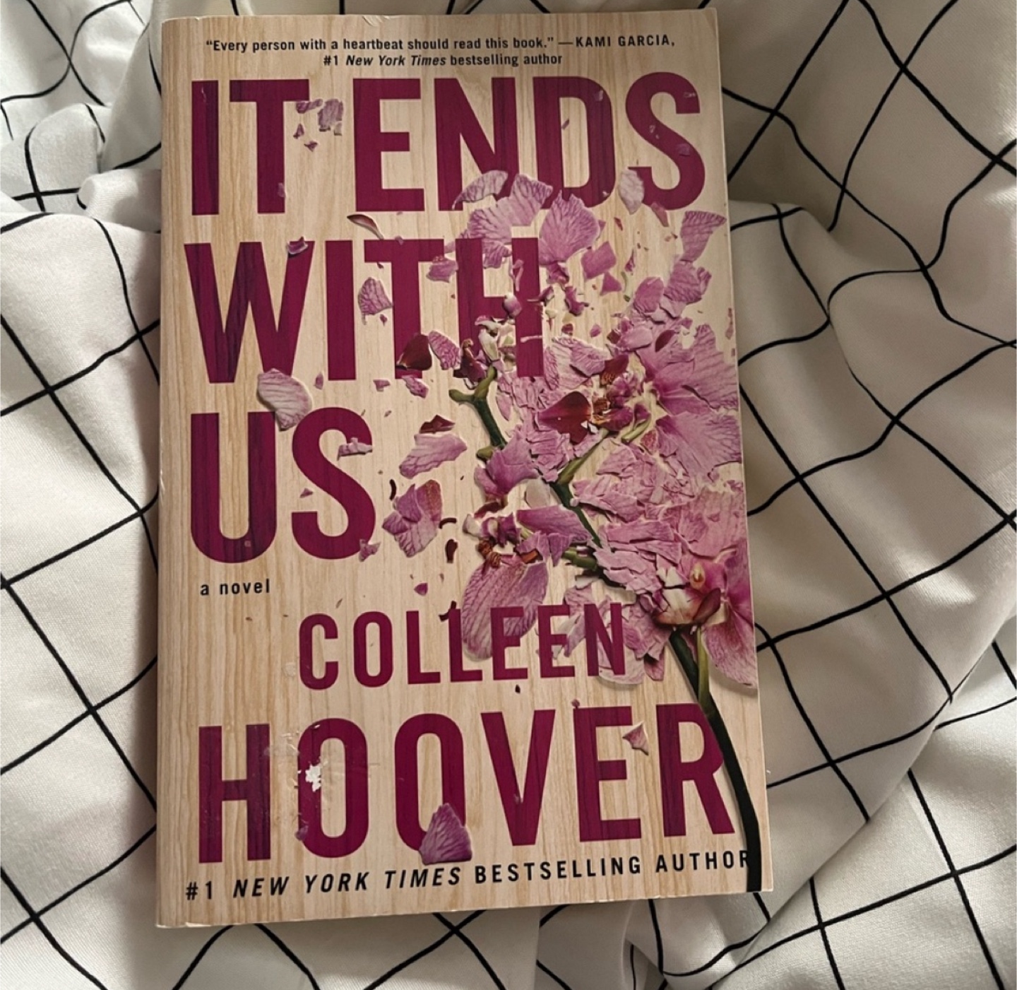 It Ends With Us by Colleen Hoover