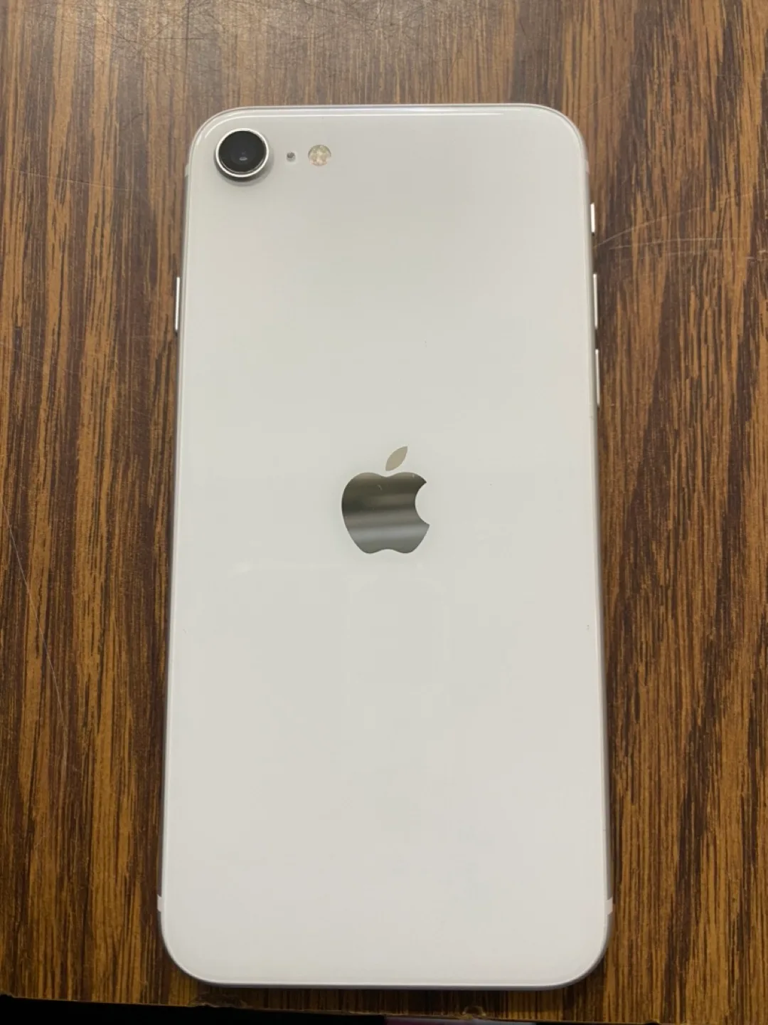 iPhone SE (3rd generation) image indicator(2)