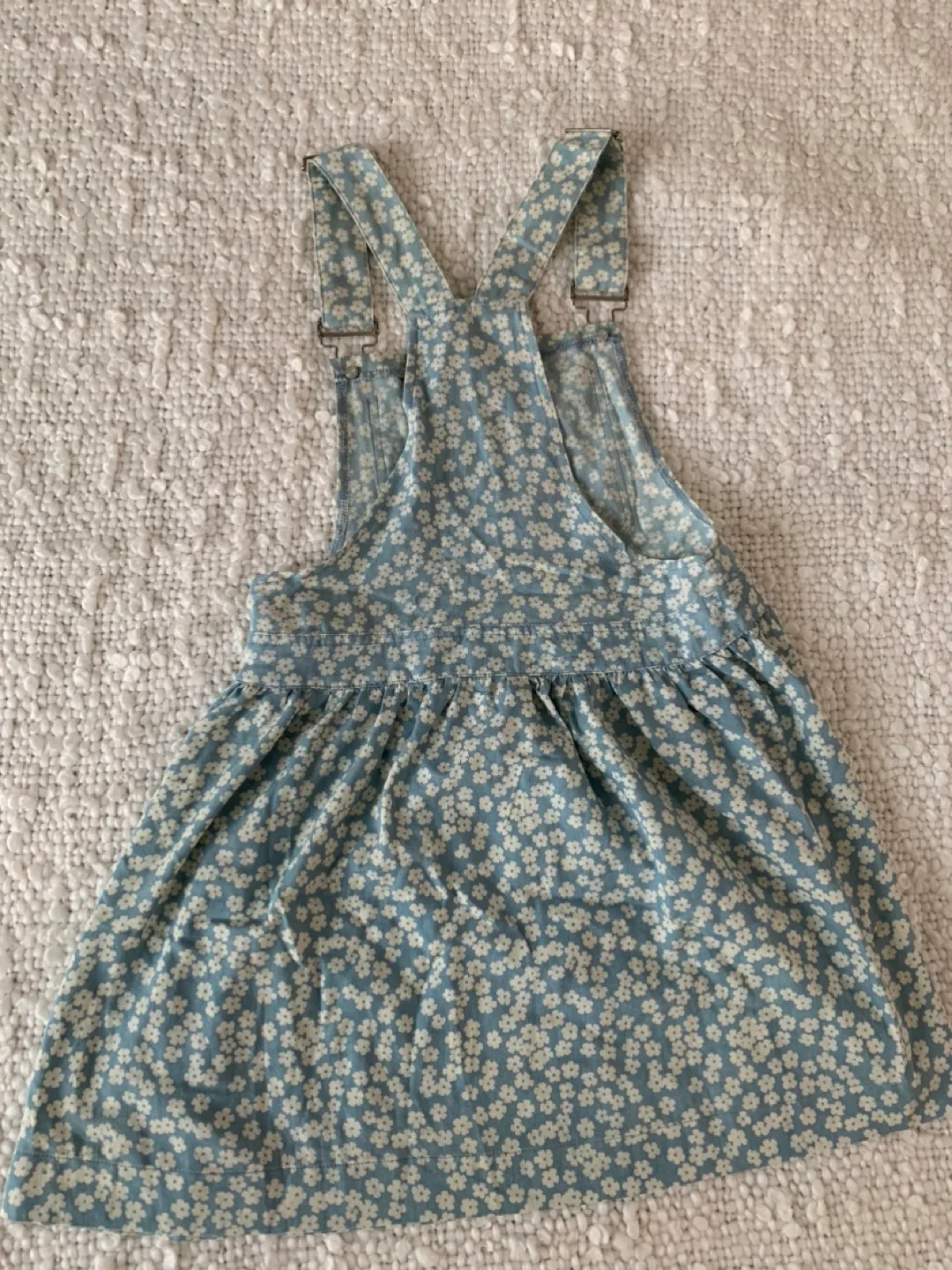 🌸Floral Denim Overall Dress Size XS/S🌸 image indicator(3)
