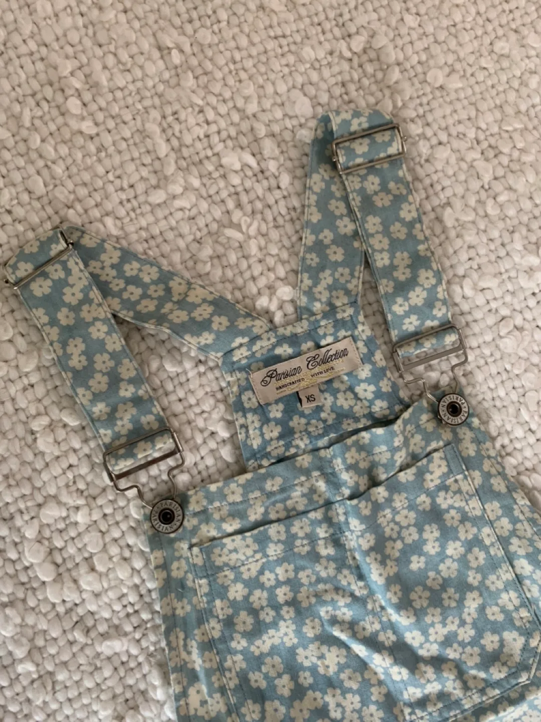 🌸Floral Denim Overall Dress Size XS/S🌸 image indicator(2)