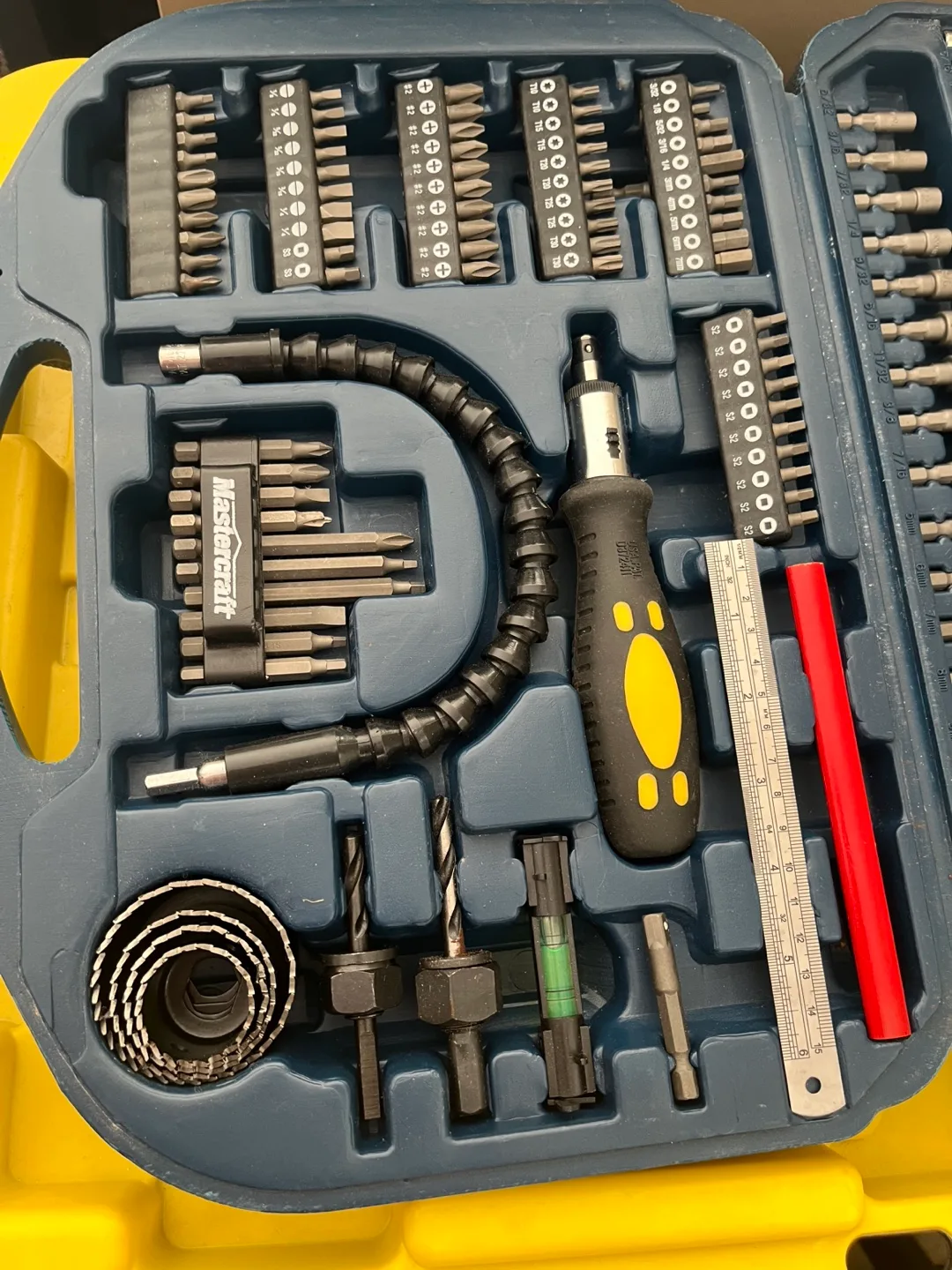 Mastercraft 100+ Piece Drill and Driver Bit Set image indicator(2)