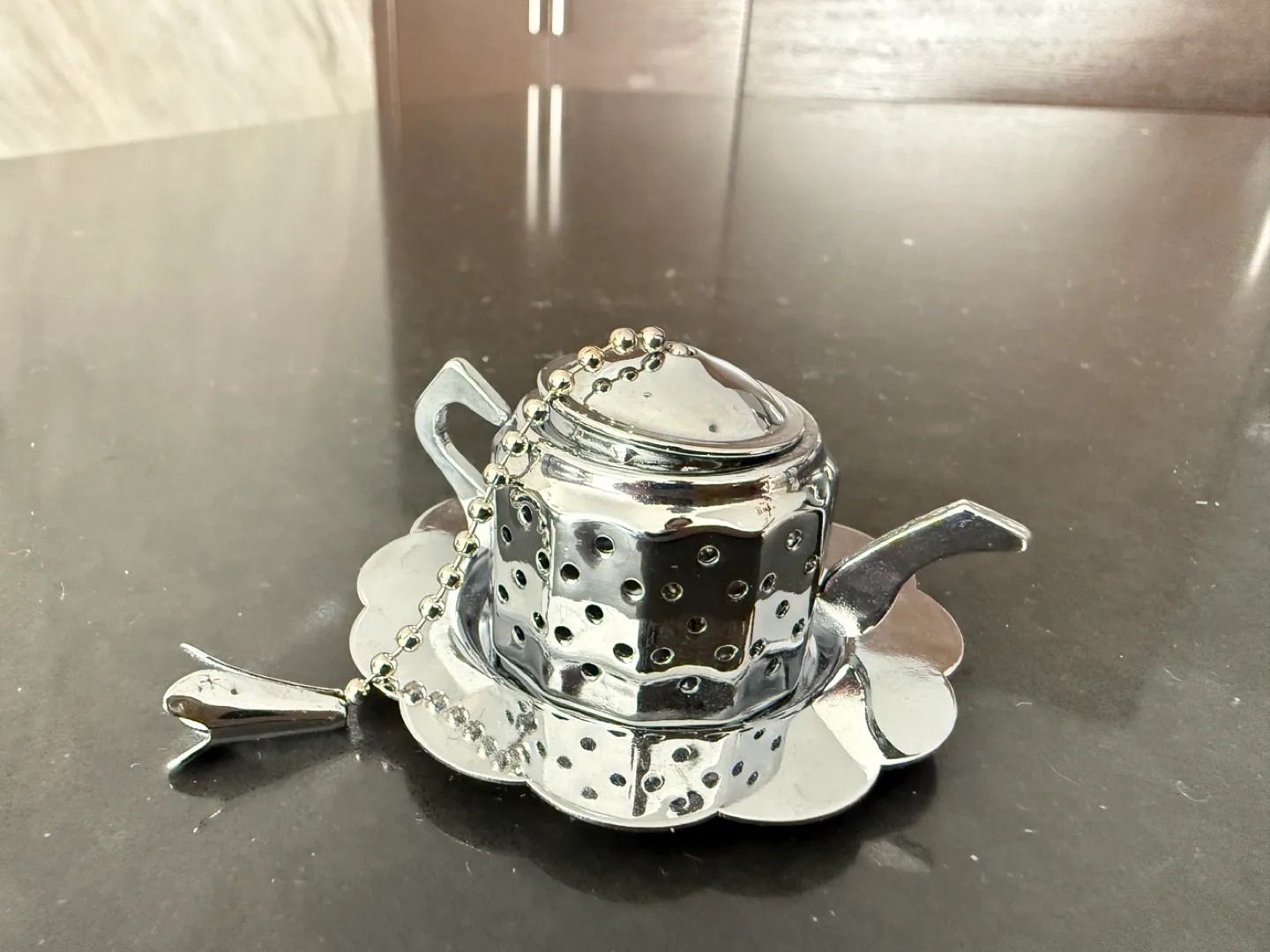 Miniature Tea Infuser with Stand thumbnail