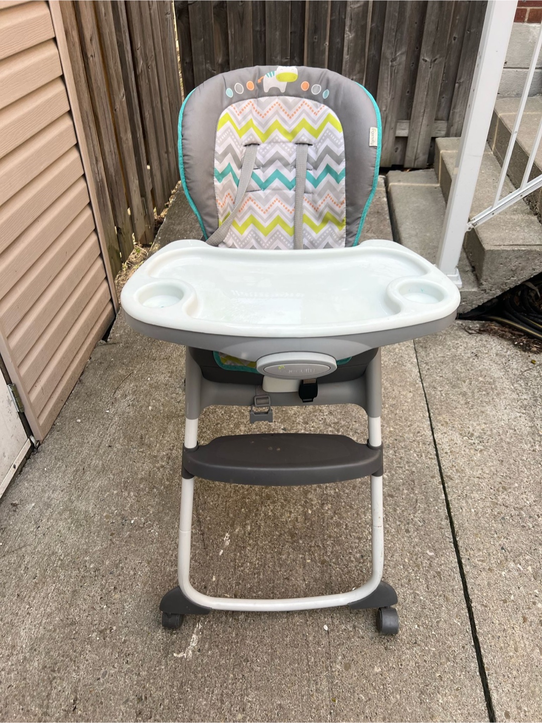 Ingenuity Children High Chair