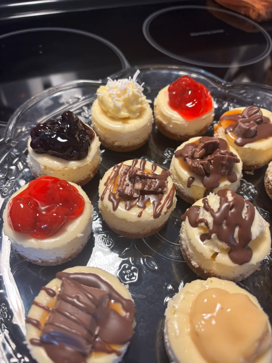 Mini Cheesecakes - Dozen image indicator(2)