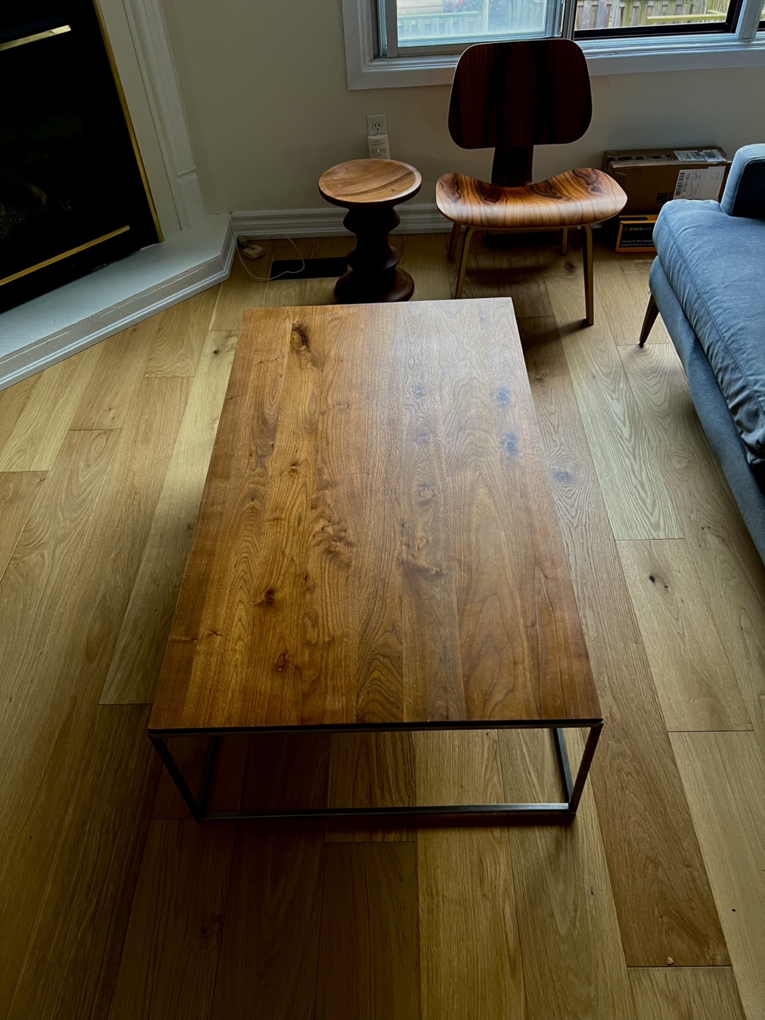 Wooden Coffee Table with Metal Frame - photo 3