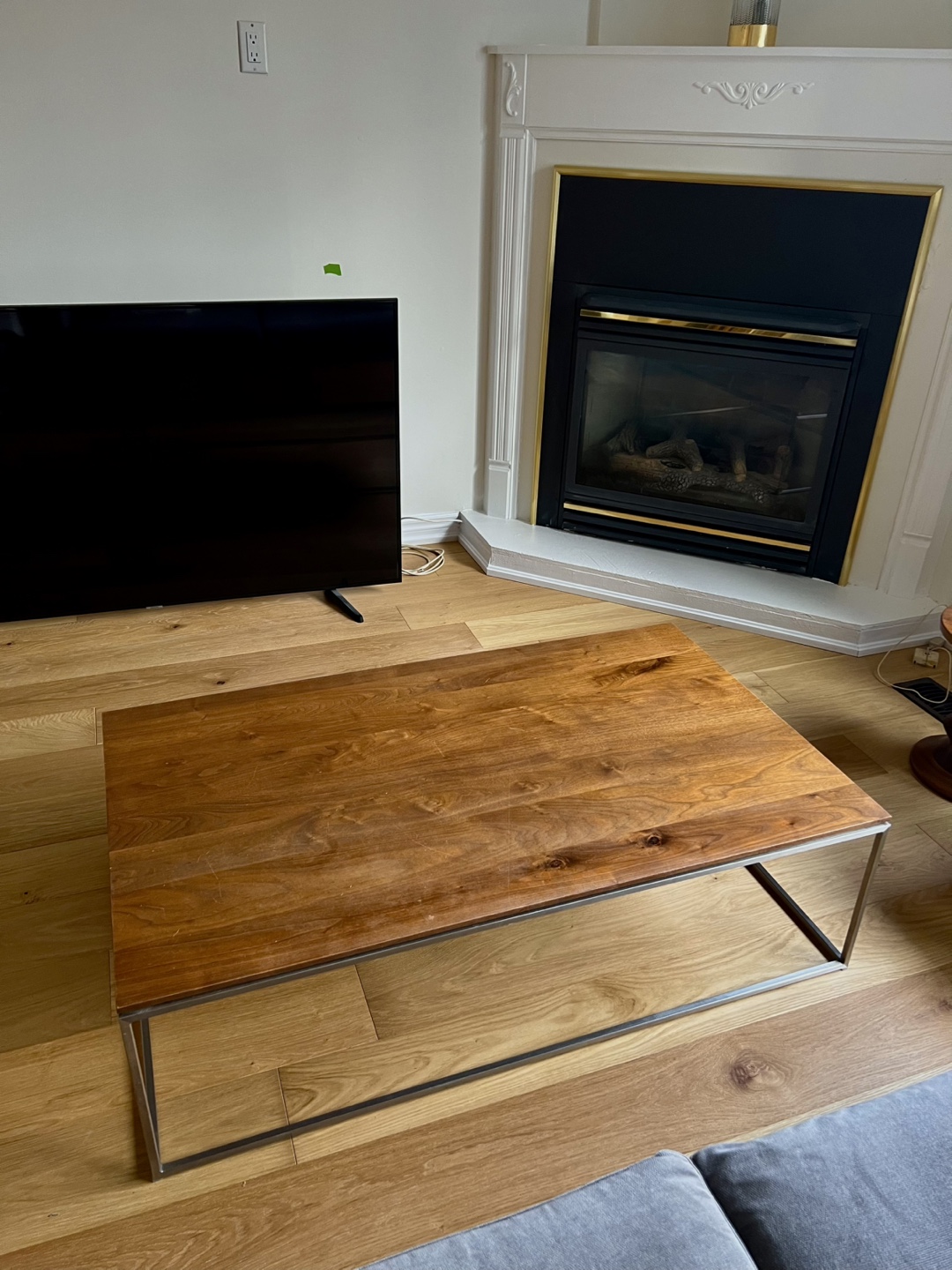 Wooden Coffee Table with Metal Frame - photo 2