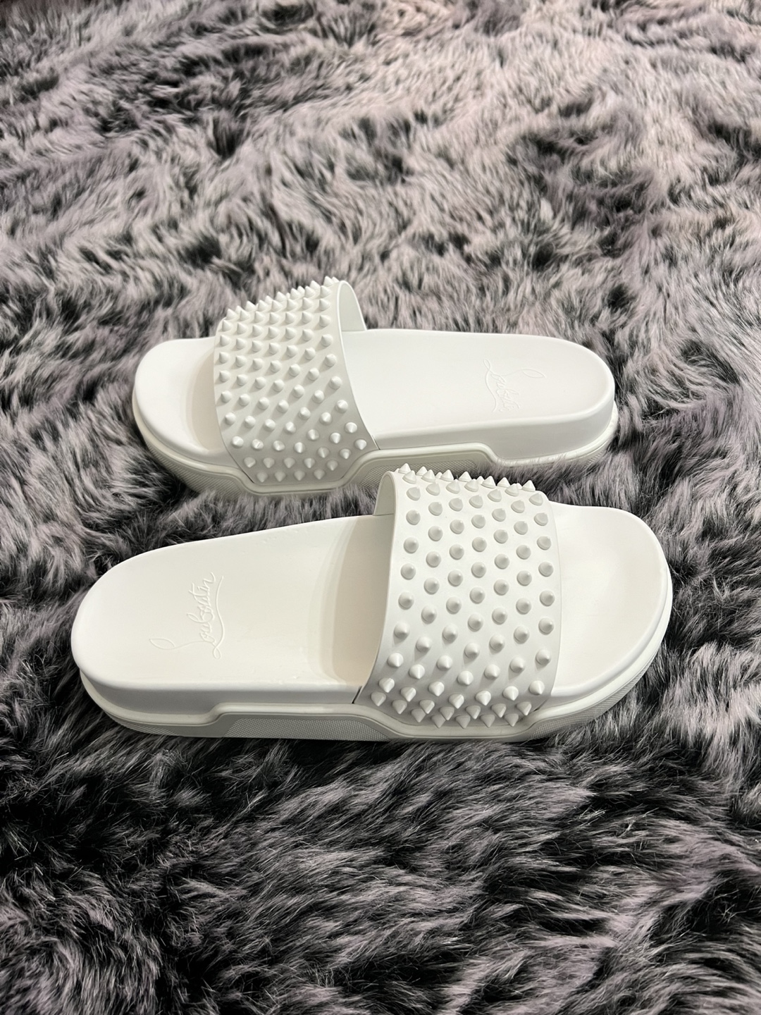 Christian Louboutin White Spiked Slides - photo 4