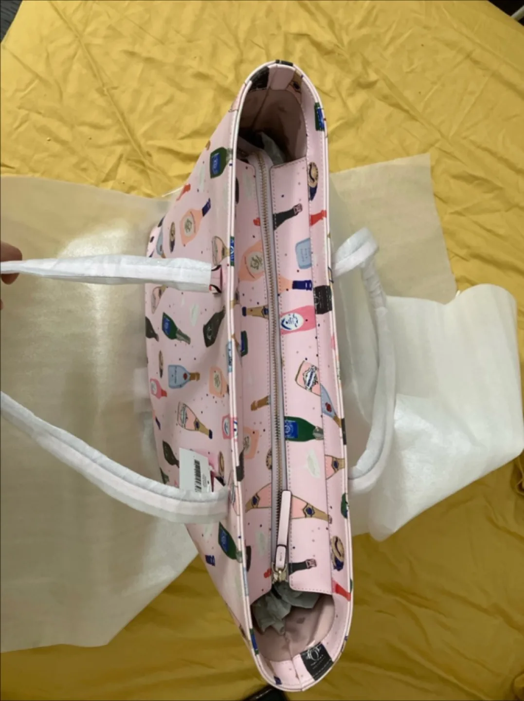 NWT - Kate Spade Margareta Vinyl Tote image indicator(4)