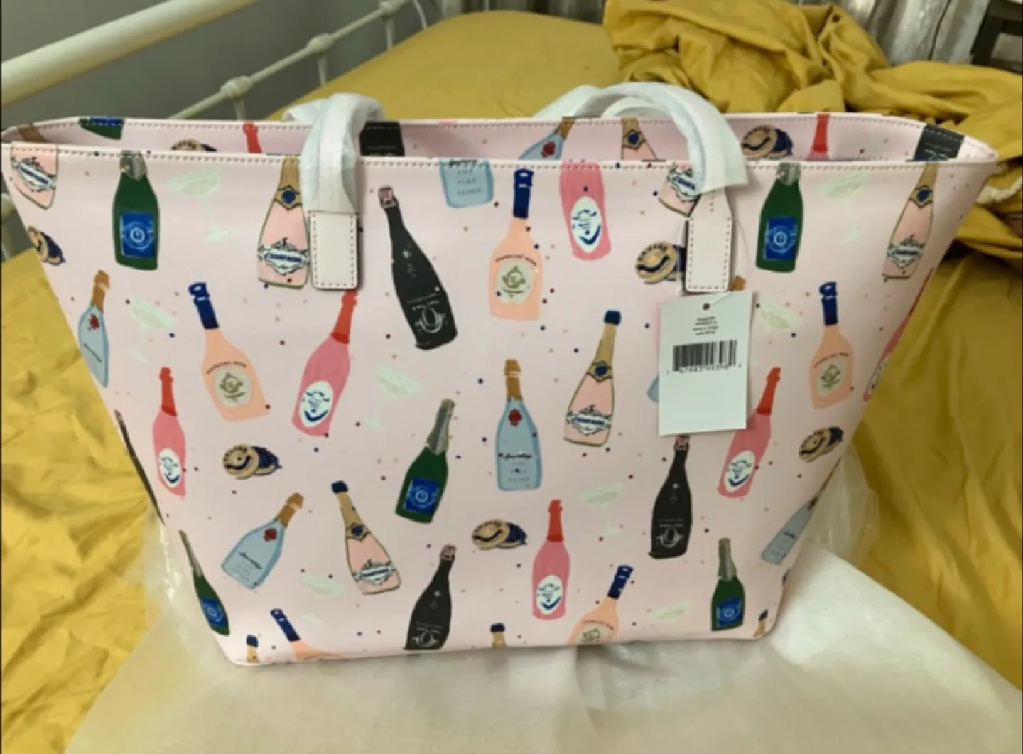NWT - Kate Spade Margareta Vinyl Tote image indicator(2)