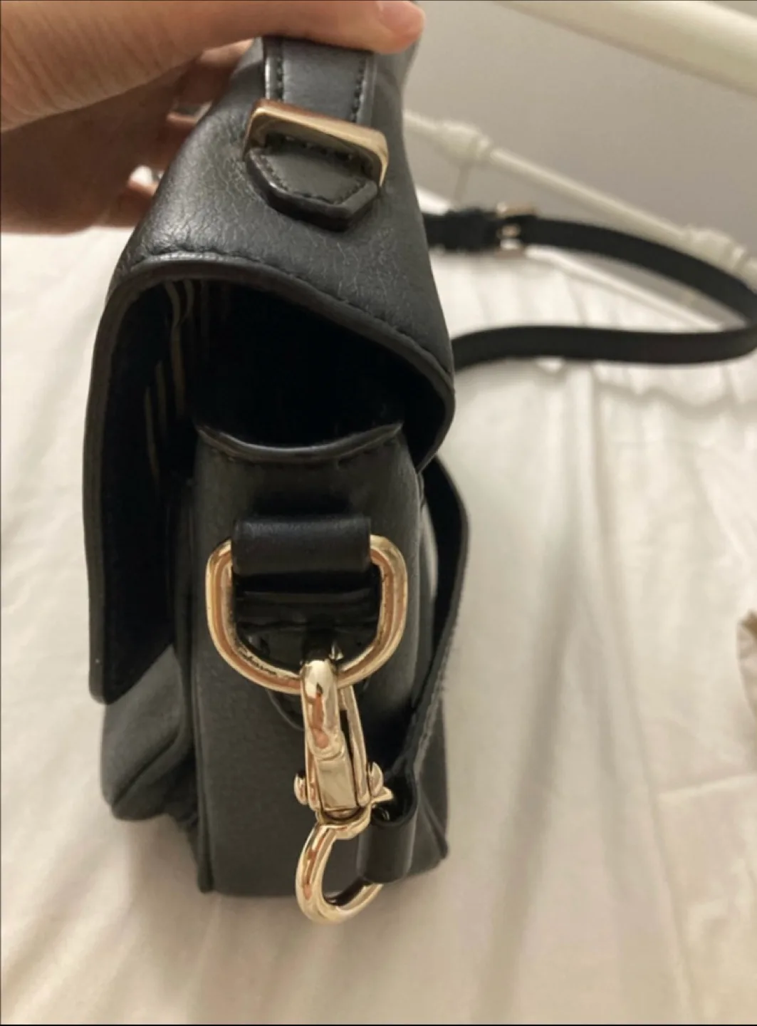 Kate Spade Lola Avenue Leather Crossbody Purse image indicator(6)