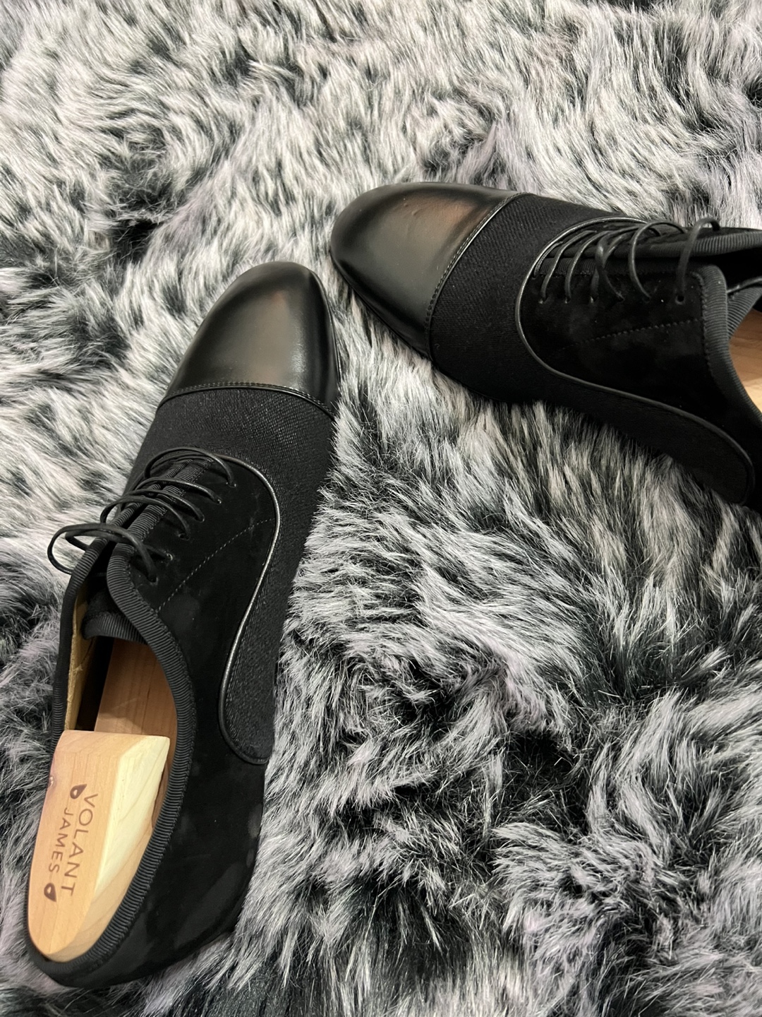 Christian Louboutin Black Suede and Leather Oxford Shoes - photo 4