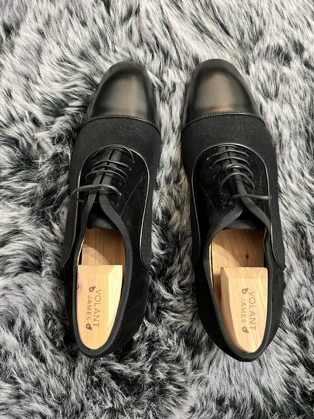 Christian Louboutin Black Suede and Leather Oxford Shoes - photo 2