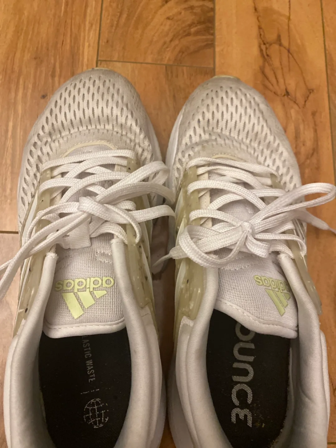 Adidas Women's Running Shoes image indicator(2)