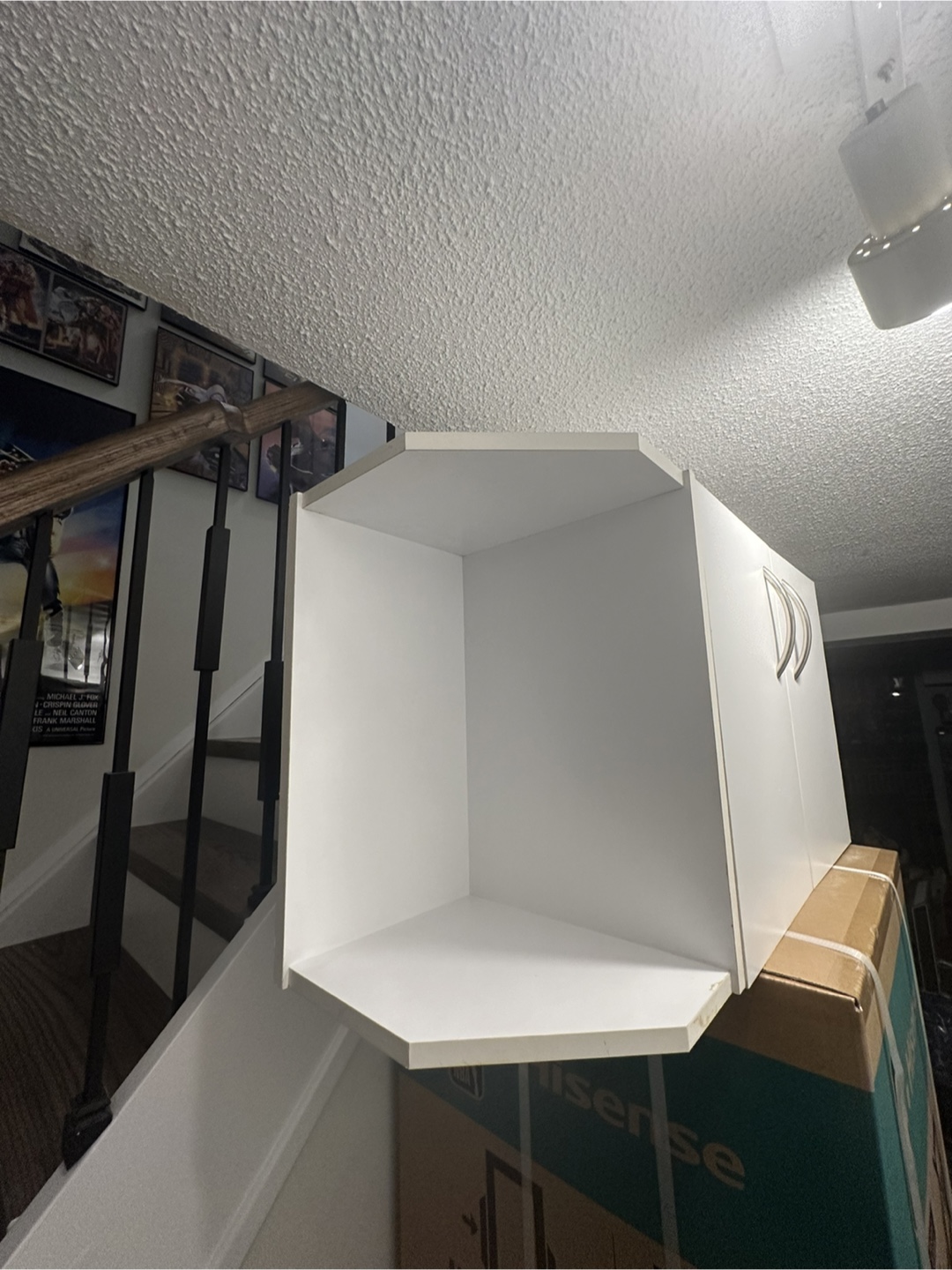 White Cabinet - Set of 1 - photo 4