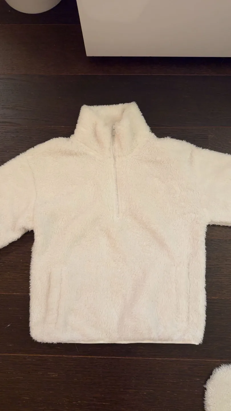 Sunday Best Cream Fuzzy Thermal Zip Sweater image indicator(2)