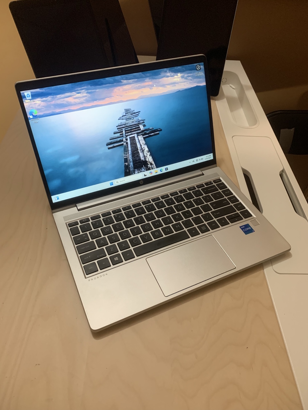 HP Laptop Probook 440 G8 - photo 3
