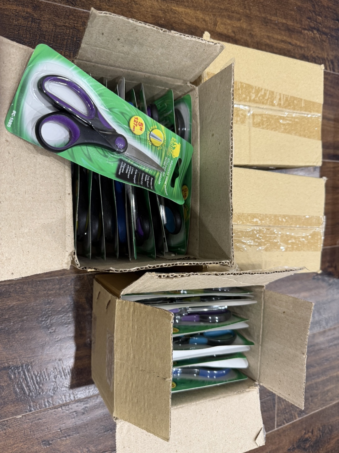 Bulk lot of paper Scissors