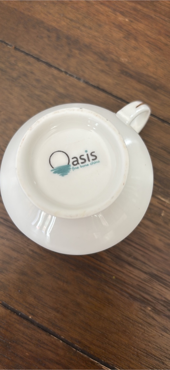 Two sets of Oasis Fine China teacups - photo 3