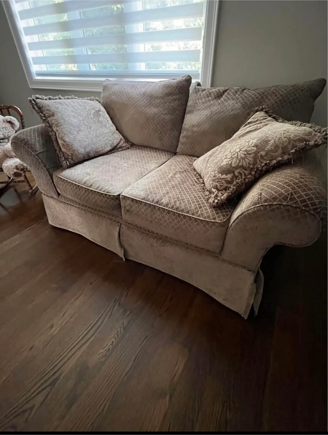 3 Piece Beige Sofa Set image indicator(3)