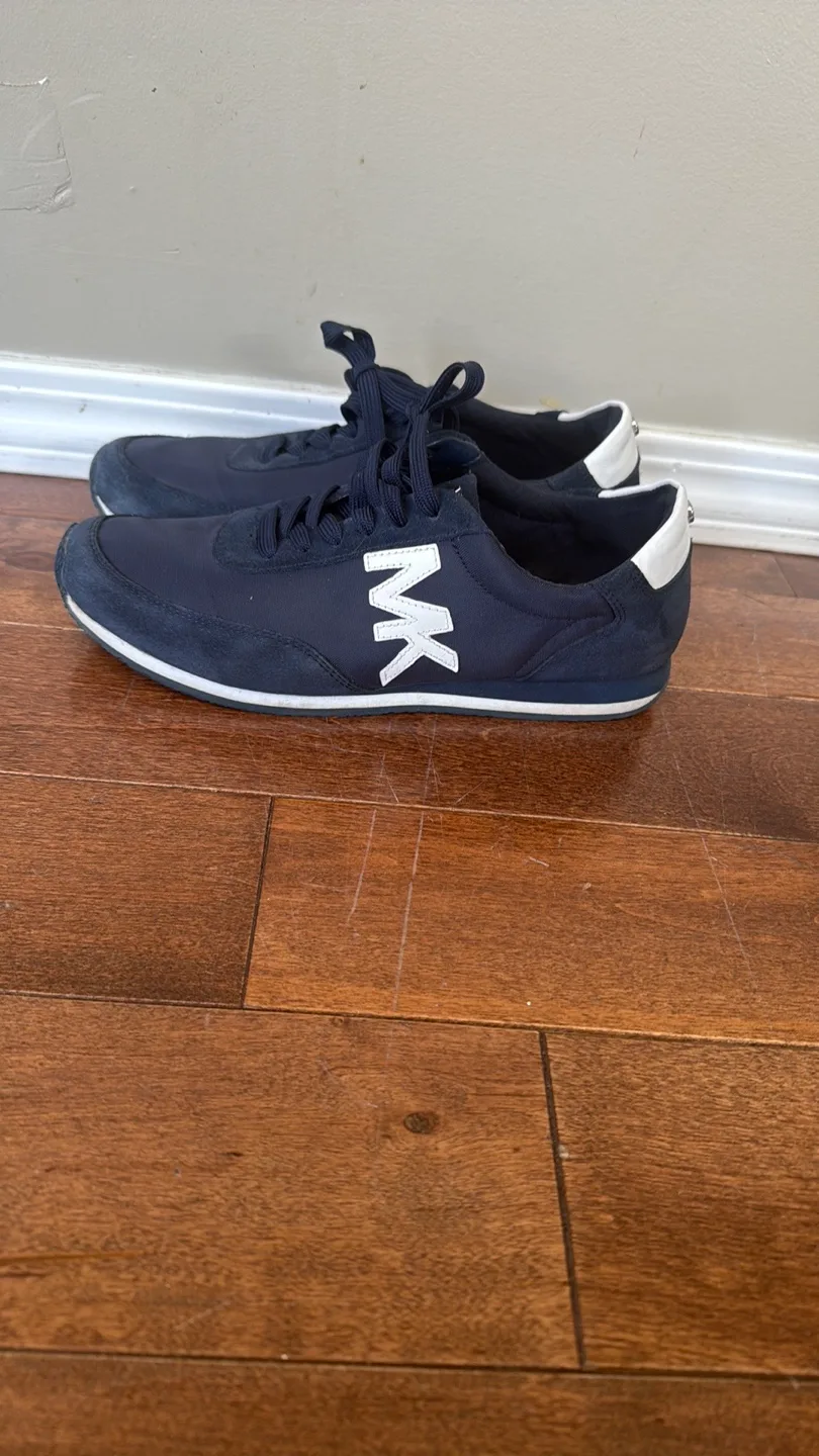 Michael Kors Sneakers thumbnail