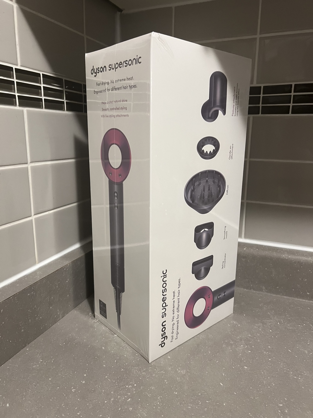 Dyson supersonic hairdryer **NEW** - photo 2