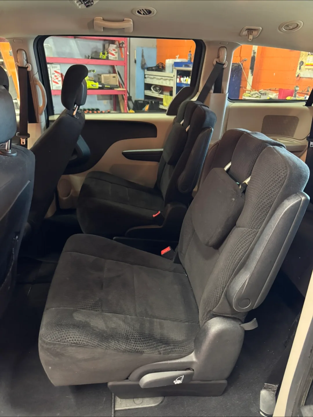 2013 Dodge Grand Caravan · Crew Minivan 4D image indicator(6)