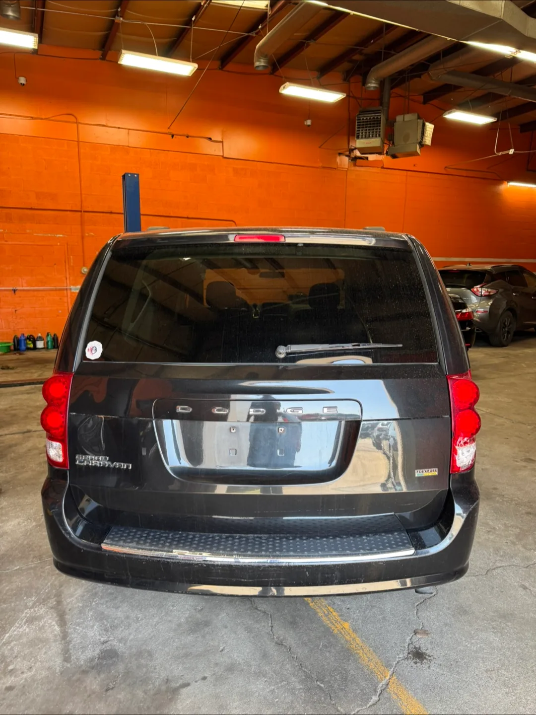 2013 Dodge Grand Caravan · Crew Minivan 4D image indicator(3)