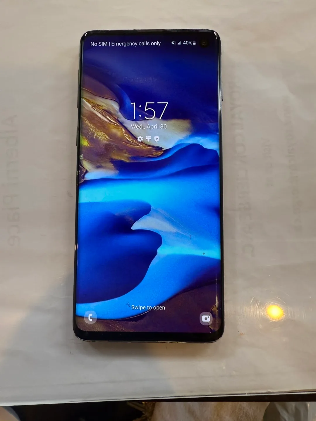 Samsung Galaxy S10 Smartphone - 128GB thumbnail