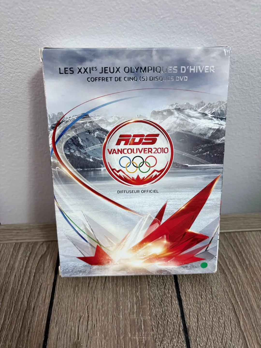 Vancouver 2010 Olympic Winter Games 5-Disc DVD Box Set thumbnail