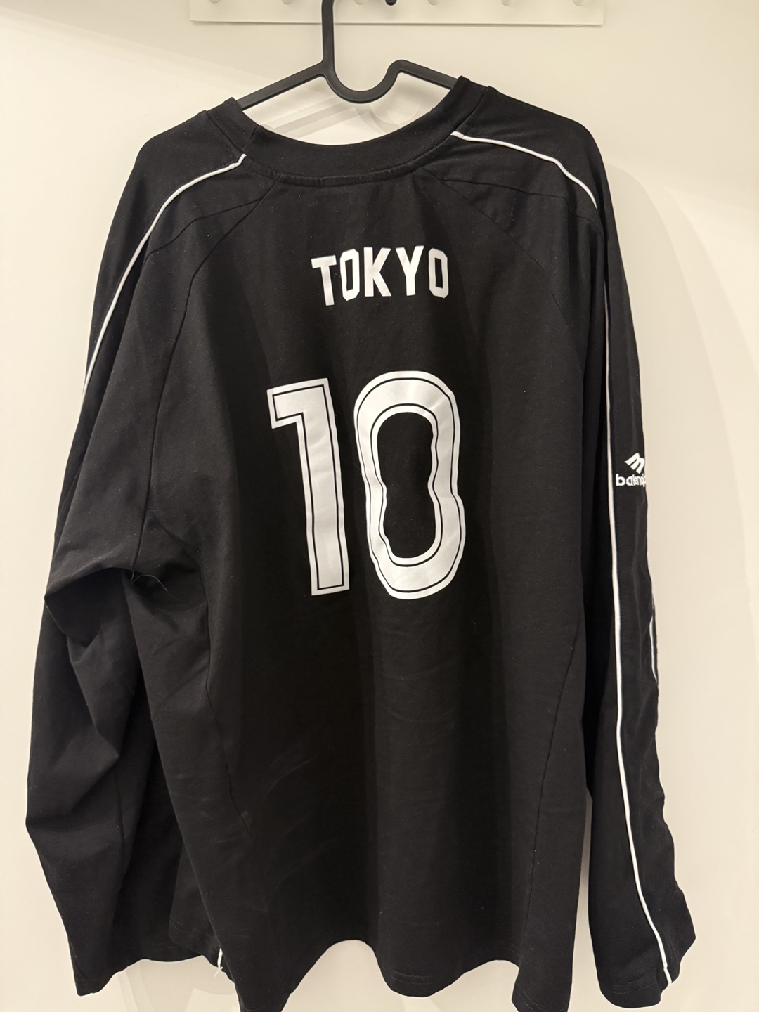 Balenciaga long sleeve sweater - photo 3