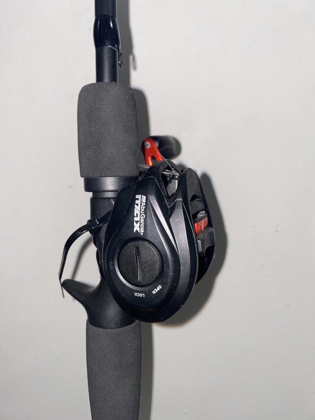 Abu Garcia Black Max casting Combo 6ft - photo 4