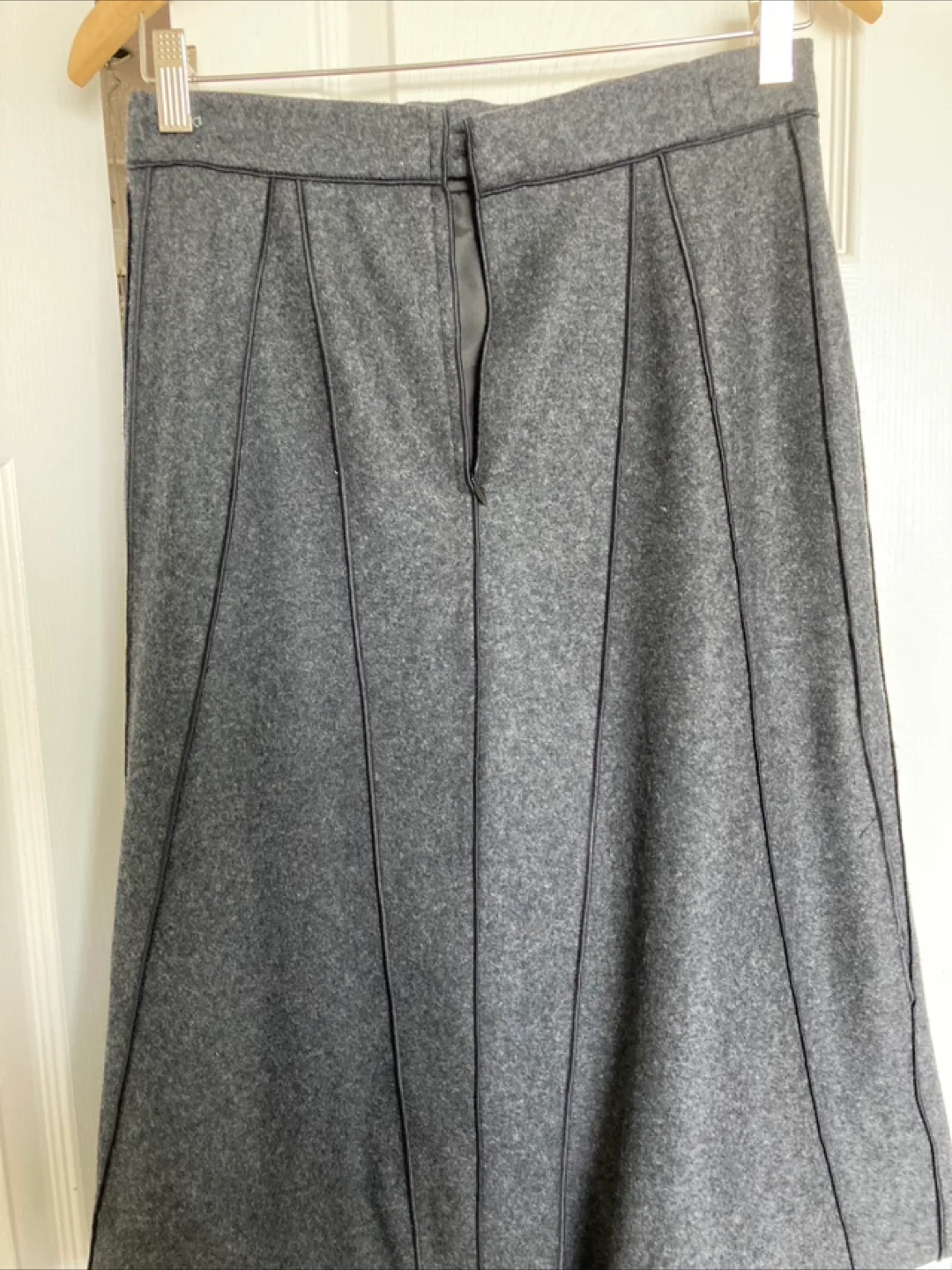 Summer sale! Wool Women's classy  Suit Skirt Set Size 12 image indicator(6)